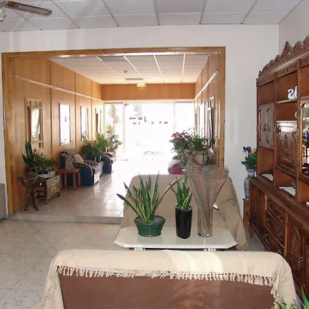 Apartahotel Mariela Polis