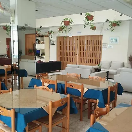 ماريلا الفندقية Polis