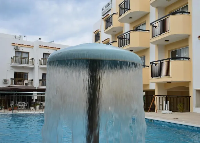 Lägenhetshotell Mariela Polis