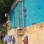 Apart-hotel Mariela Polis