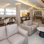 Mariela Aparthotel