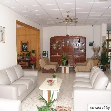 Hotel apartamentowy Mariela Polis