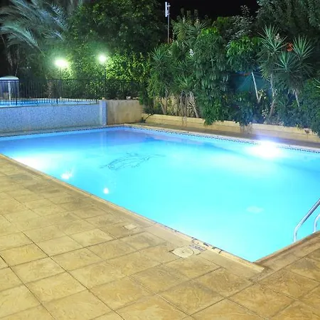 Mariela Lejlighedshotel 3*