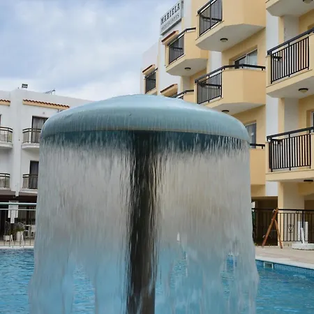 Lejlighedshotel Mariela Polis