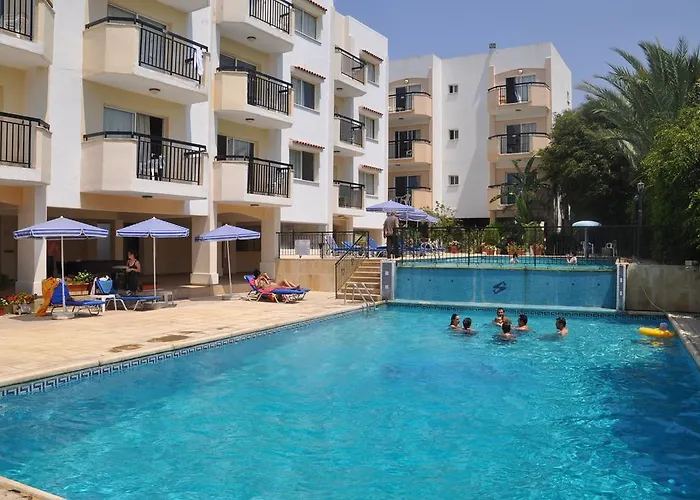 Aparthotel Mariela Polis