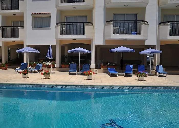 Aparthotel Mariela Polis