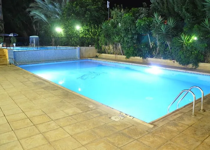 Mariela Aparthotel 3*