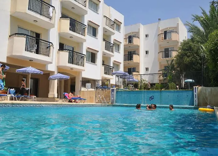 Mariela Aparthotel 3*