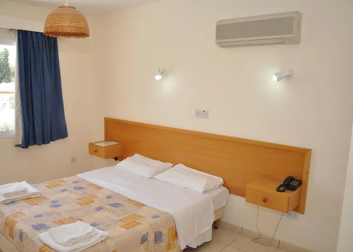 Mariela Aparthotel Polis